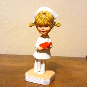 Porcelaine Moppets Fran Mar Accents Blonde Nurse